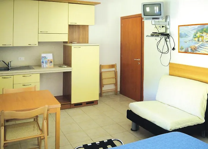 In Palau Near Surfing Paradise Apartman *