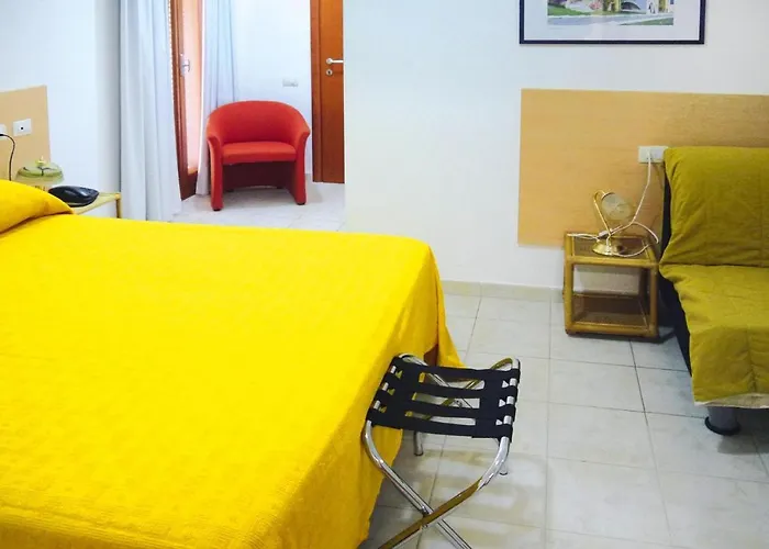 In Palau Near Surfing Paradise Apartman *