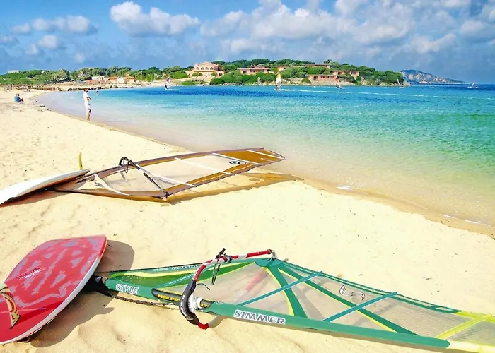 In Palau Near Surfing Paradise Apartman *